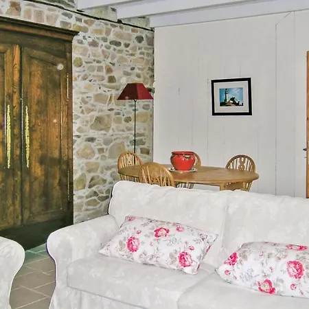 Gorgeous In Guezennec With Wifi Holiday home